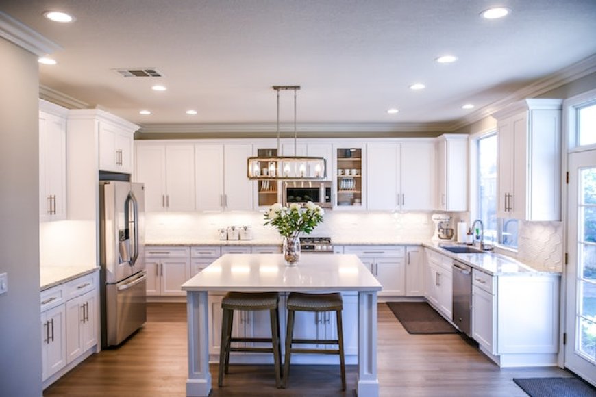 Organize and Elevate: How Kitchen Cabinets Enhance Your Space