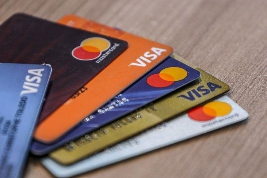 Mastering Online Credit Card Applications: 6 Winning Tactics for 2023