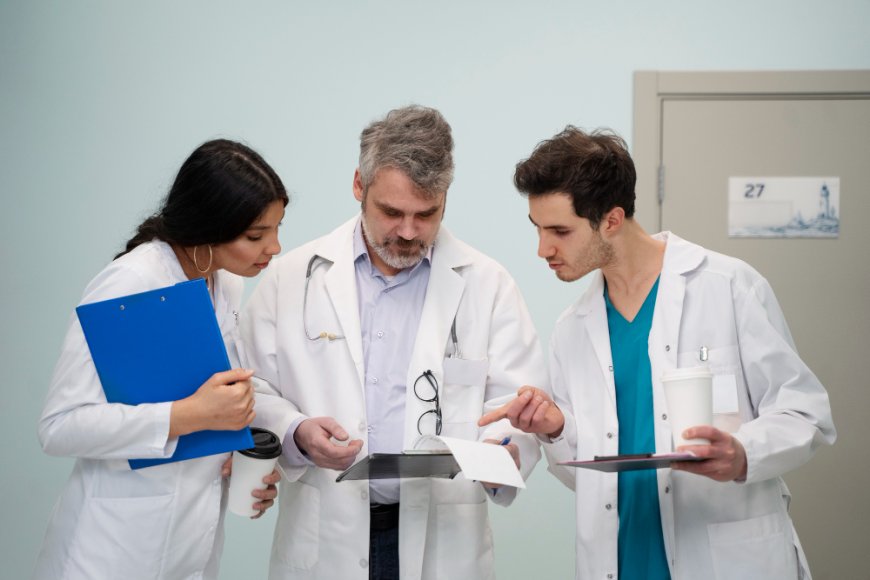 4 Signs It’s Time to Work with a Physician Practice Management Company