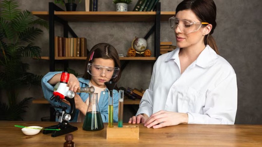 10 Ideas For Succeeding As A Science Teacher (plus FAQs)