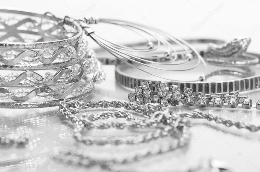 Diamond Jewellery Buyer in Delhi