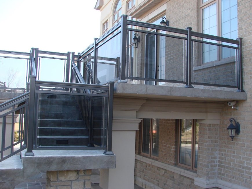 Elegance and Safety with Aluminum Glass Railing