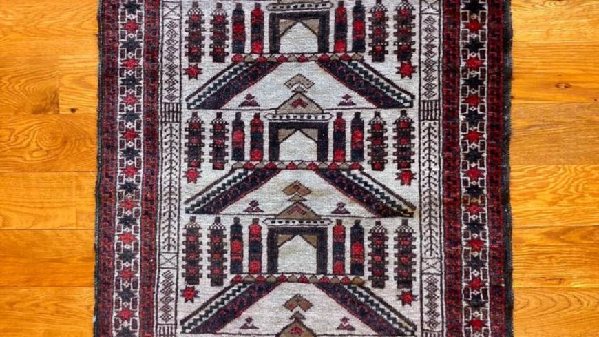 How Persian Baluch Prayer Rugs Weave Spiritual Significance