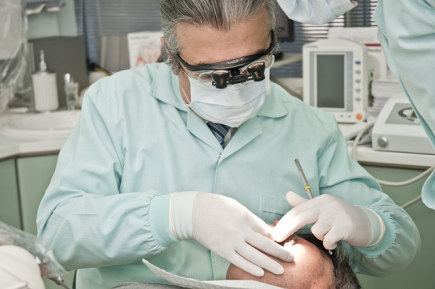 Emergency Dental Care What to Expect During a Tooth Extraction