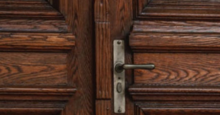 Benefits of Timber Doors: Strength, Security, and Natural Beauty