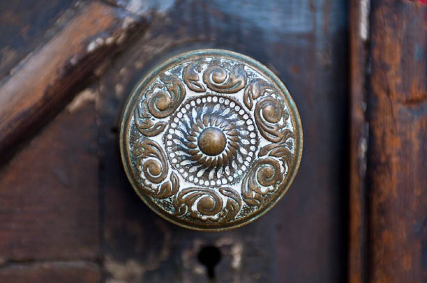 Exploring the Charm of Antique Door Knockers Online and Return Air Vent Covers
