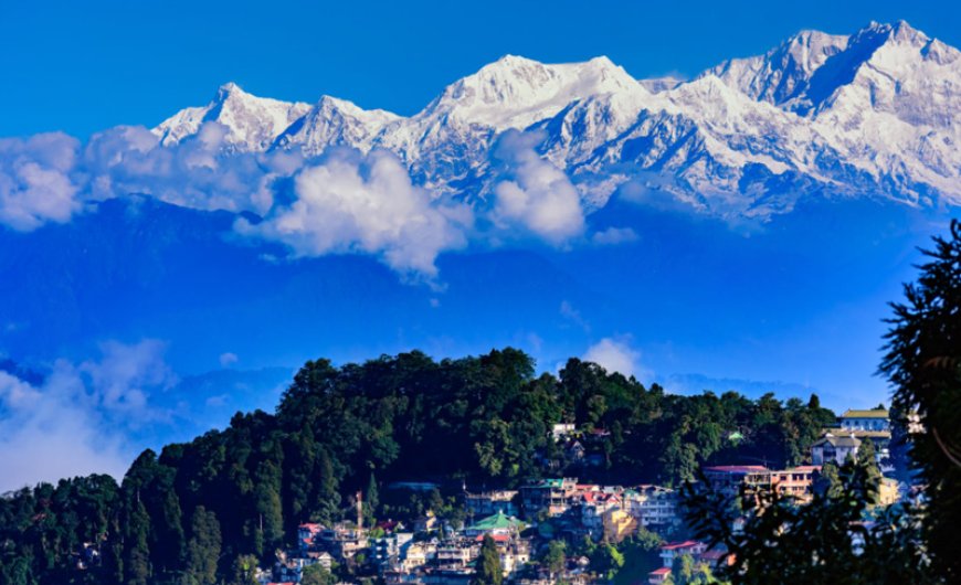 Book Amazing Darjeeling Gangtok Package Tour for Summer Holidays with NatureWings Holidays