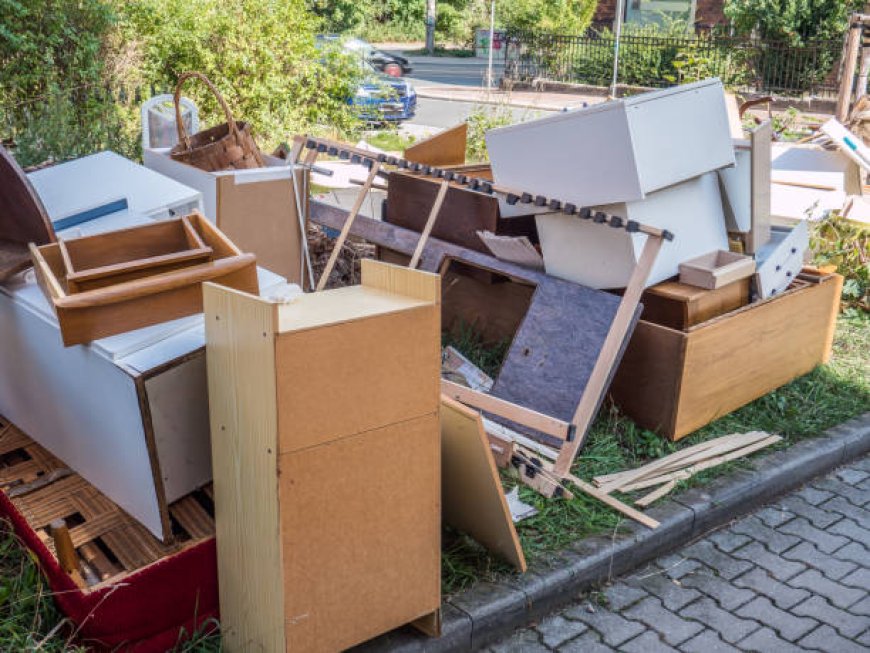 Clear the Clutter: Your Ultimate Home Cleanout Dumpster Guide