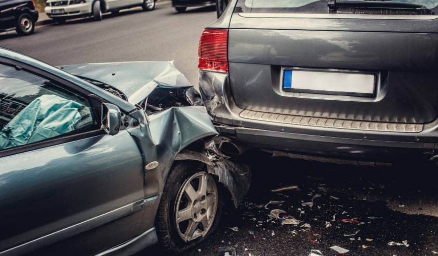 The Importance of Hiring a Car Accident Lawyer After a Collision