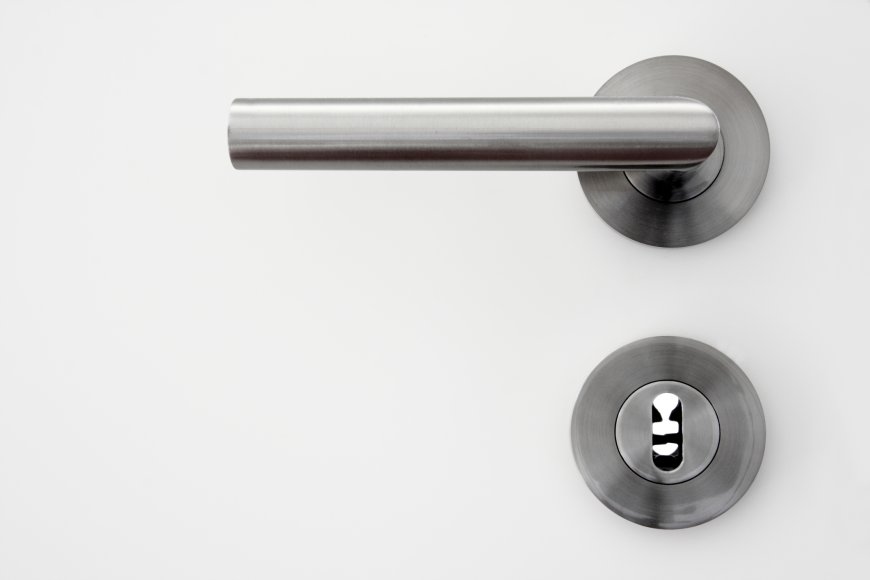 UPVC Door Handles: Choosing the Right Handle for Your Door