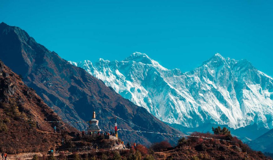 Experience the Ultimate Adventure: Everest Base Camp Luxury Trek