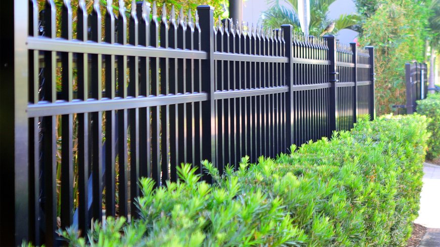 Enhance Your Space with Aluminum Railing