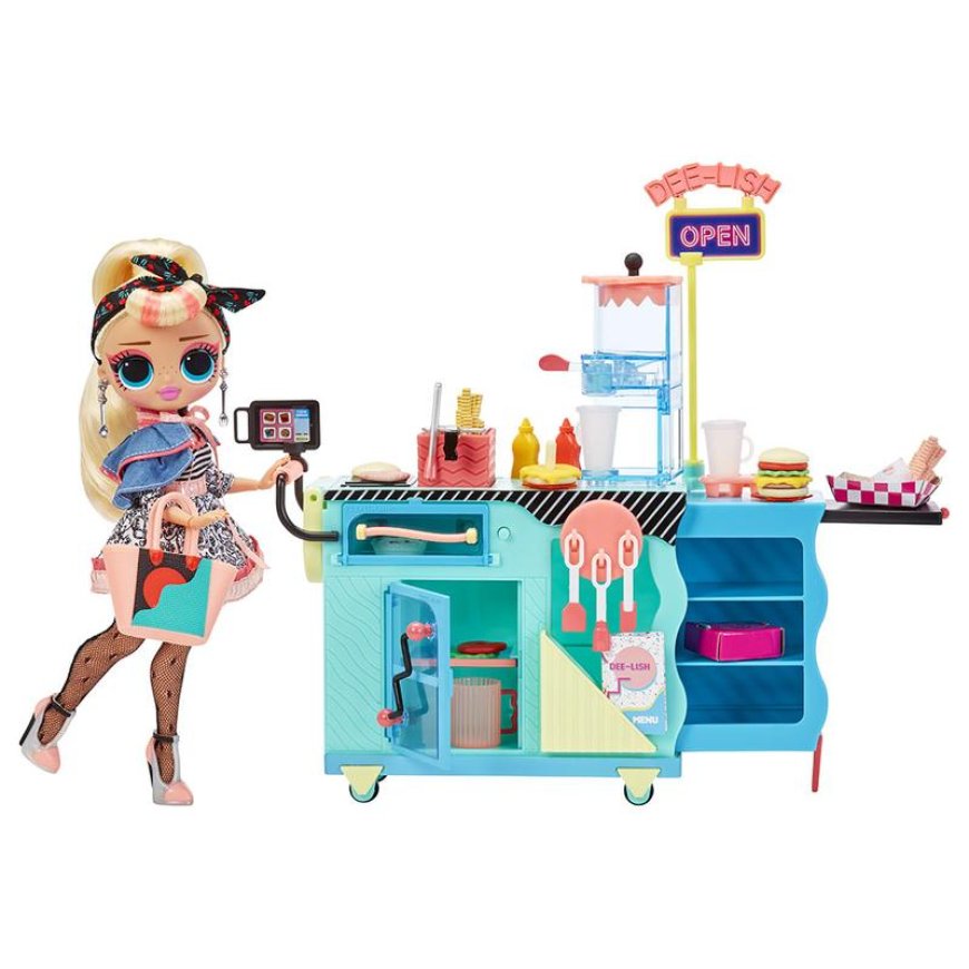 Playtime Palaces: Crafting Memories with Magical Doll Playsets