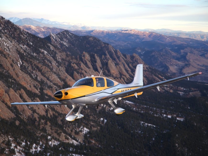 Indulge in Excellence: Personalized Cirrus Flight Training Escapes