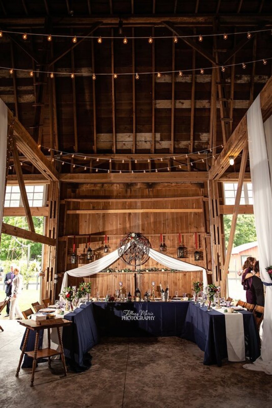 Rustic Romance: The Best Barn Wedding Venues Near Lansing, MI