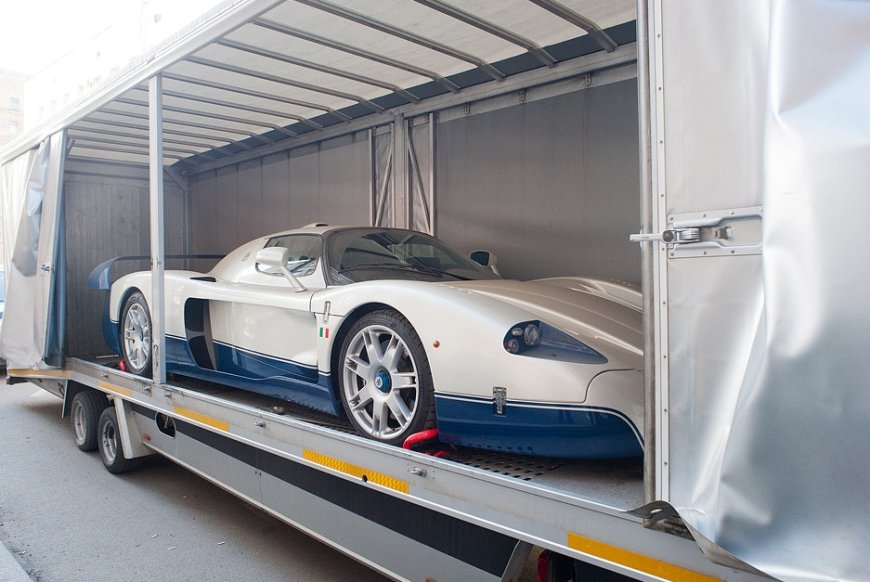 The Benefits of Secure Enclosed Car Transport Services in New York