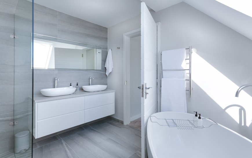 Transform Your Bathroom with London Ocean Heating: Easy Upgrades for a Stylish and Cozy Space