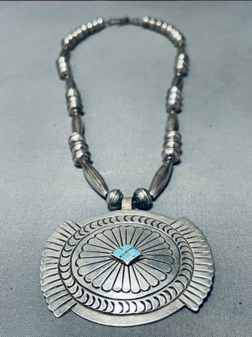 Heritage Adornments: Native American Necklaces Echo Cultural Beauty