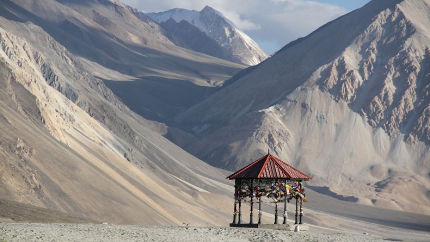 Mumbai's Gateway to Ladakh: Exciting Ladakh Package Tour from Mumbai by NatureWings