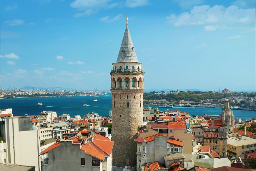 Galata Tower: Istanbul's Timeless Icon of History and Panoramic Views