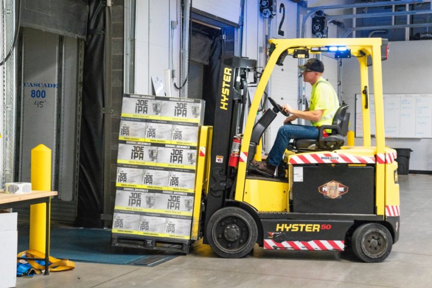 Renting a 12-Ton Forklift: A Smart Solution for Heavy Lifting Needs