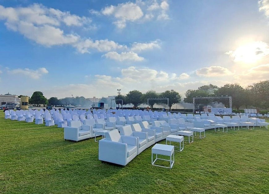 Lounge Chairs for Dubai Events: Creating Relaxing Spaces for Guests