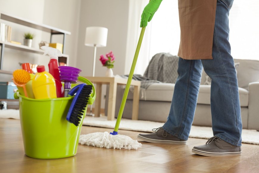 How Do Commercial and House Cleaning Services Differ?